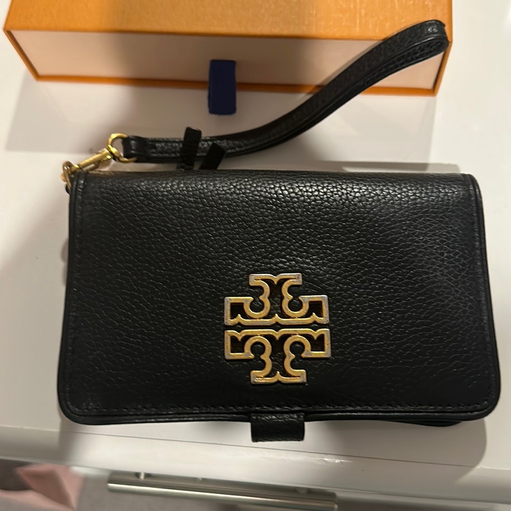 Tory Burch wallet